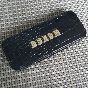 Buxom Customizable eyeshadow palette